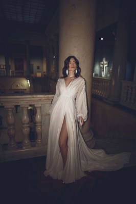 Mena 5